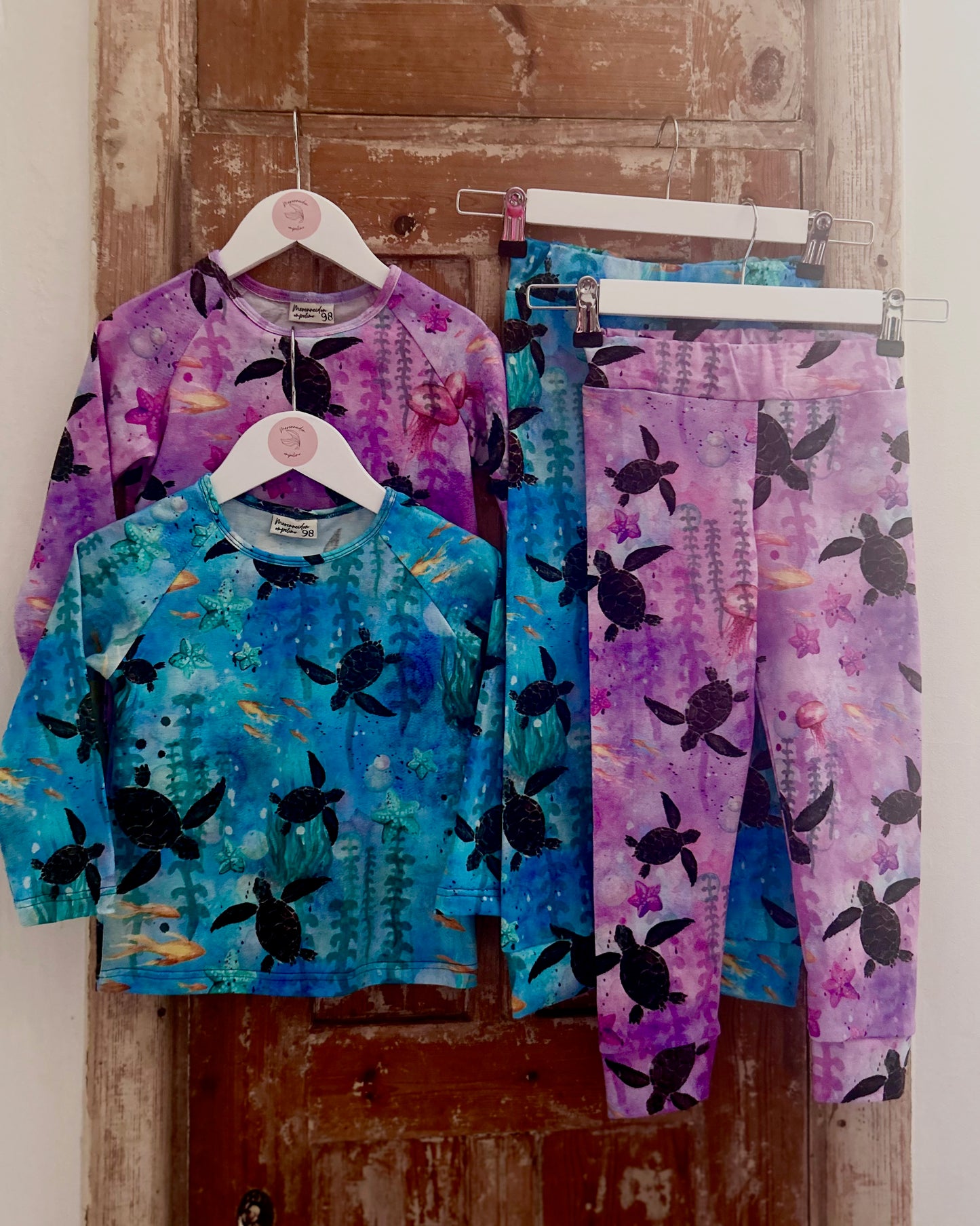 Kilpikonnien matkassa, liila -luomutrikoo