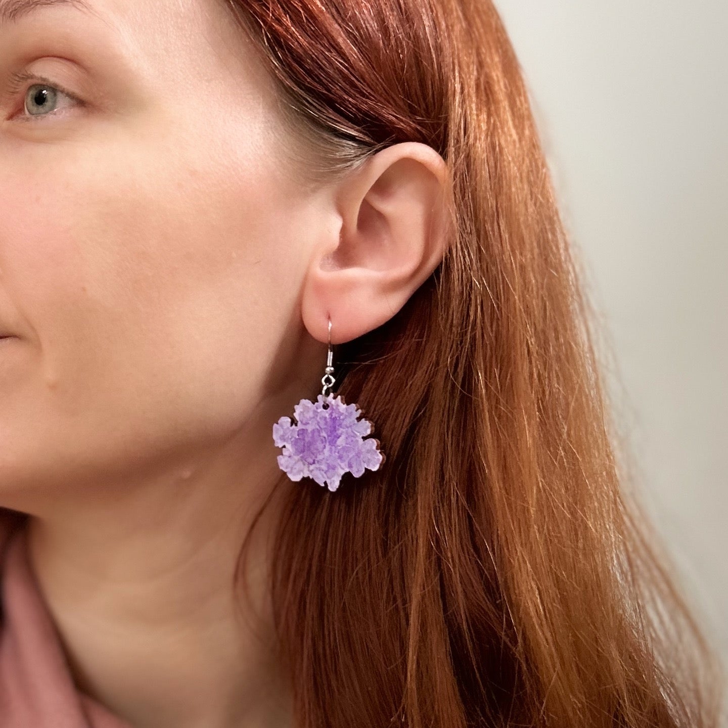 Hortensia, korvakoru koukulla