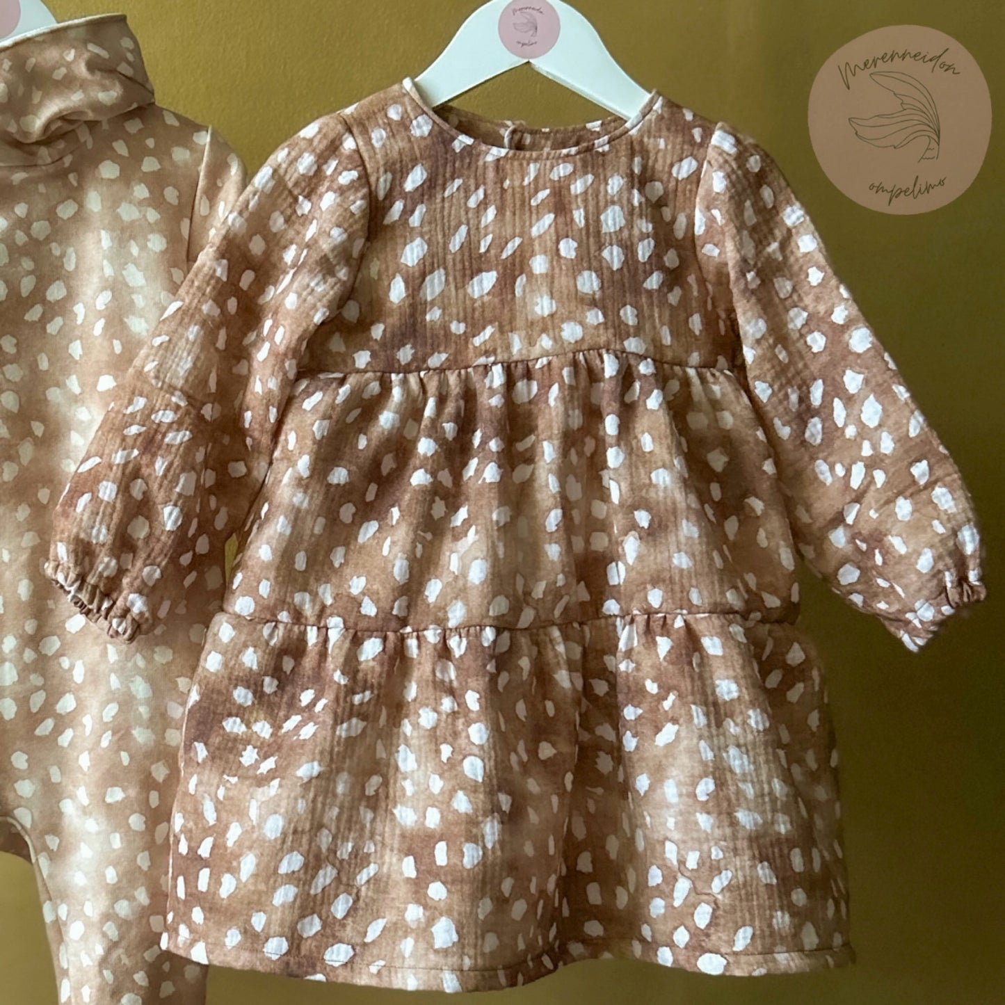 Emilia-mekko, oma kangas